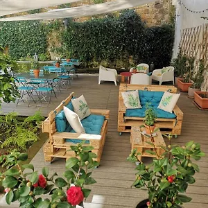 https://borgo-vergini-garden-bb.hotels-amalfi.com