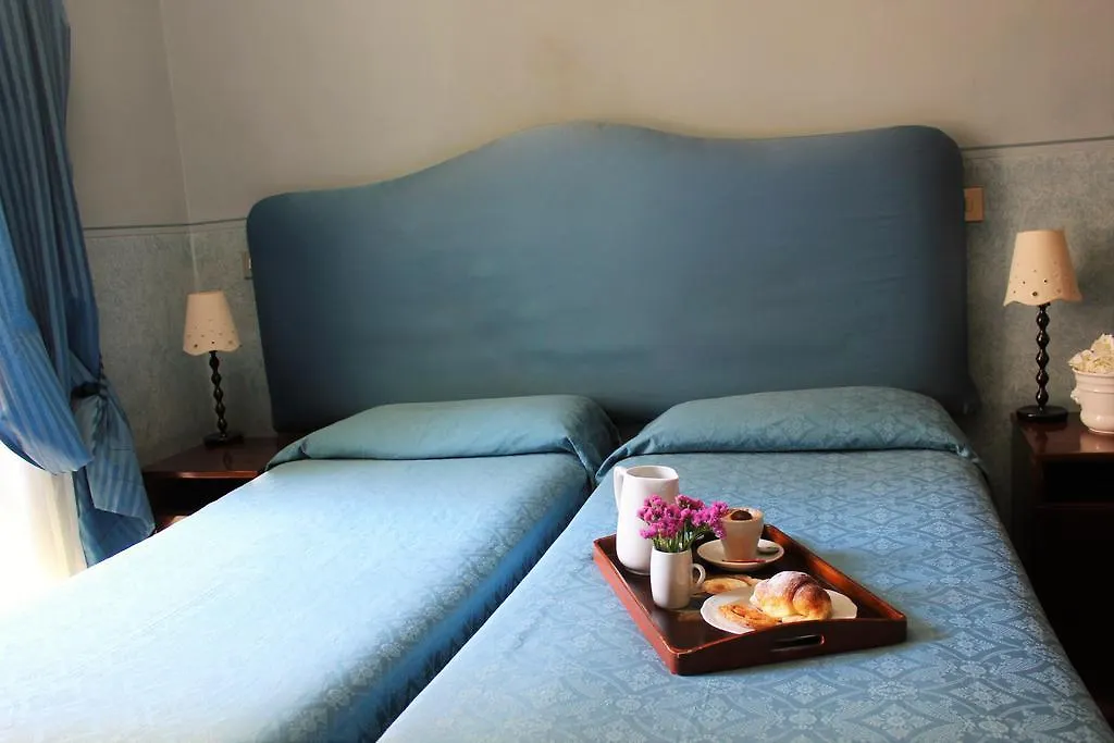 *** Couette-café Bed and Breakfast Anne & Mary à Rome Italie
