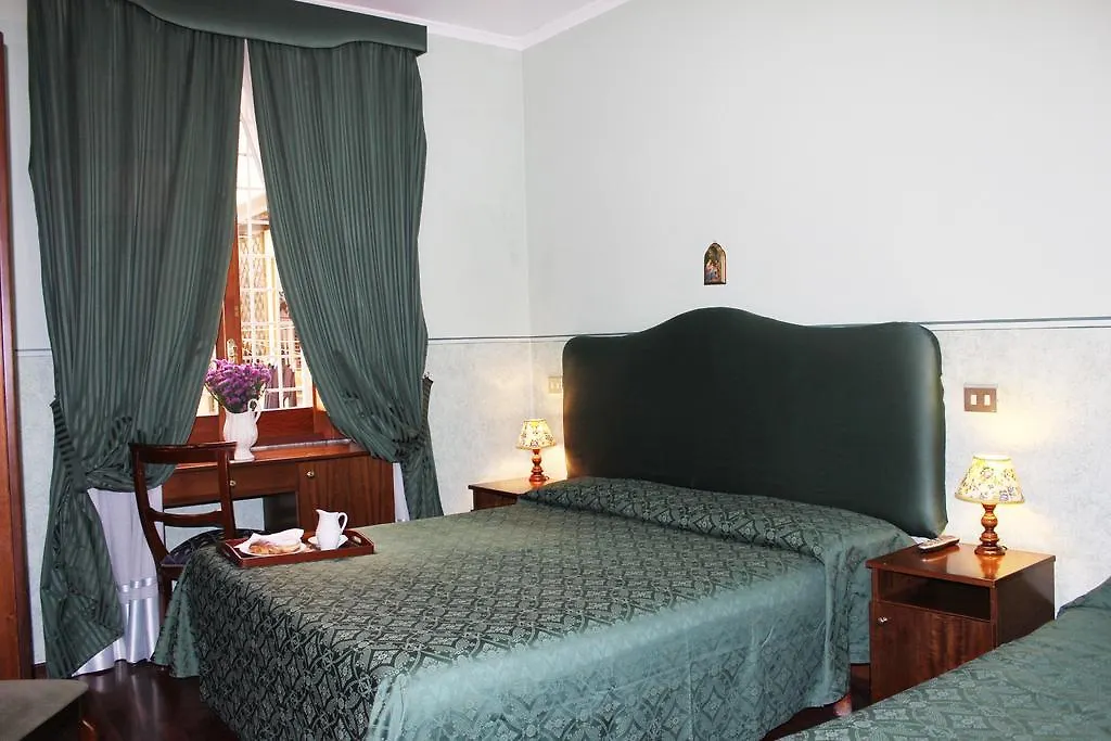 Anne & Mary Bed and Breakfast Rome